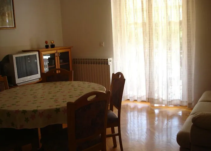 Jadranka Apartment Olib